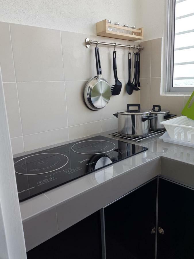 Hz Homestay @Ascotte Boulevard Semenyih Exterior photo